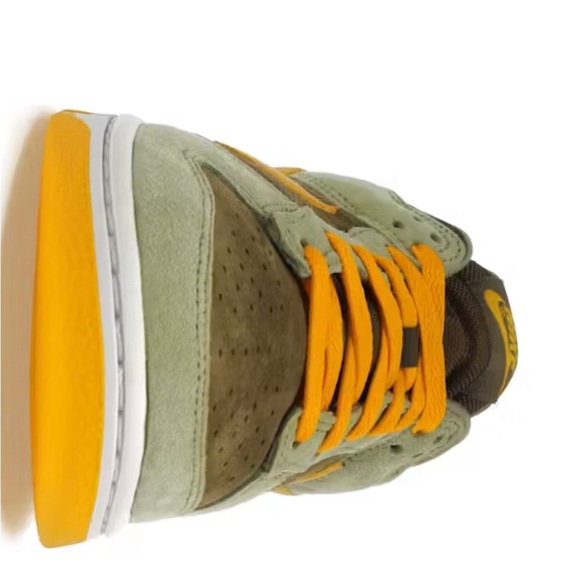 Nike Dunk Low SE - Dusty Olive/Pro Gold - Picture 9 of 14